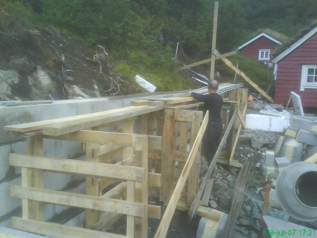 _172138_volda_2007__tlf_hytte_bygging_fjelltur.jpg